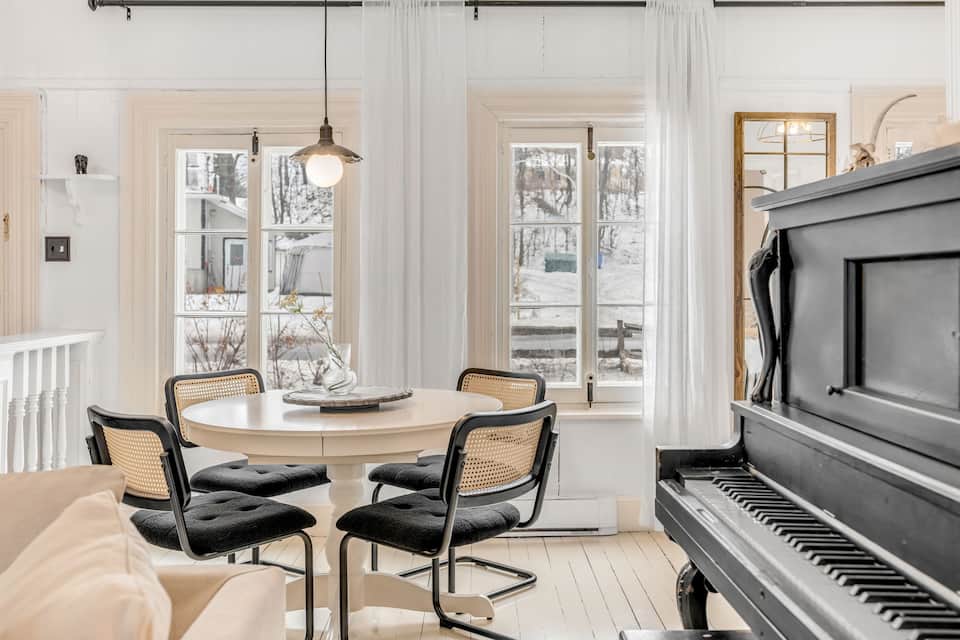 Vue extérieure de La Petite École